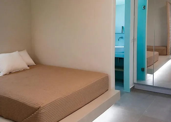 ヴィラ Calma イオス島 チョーラ