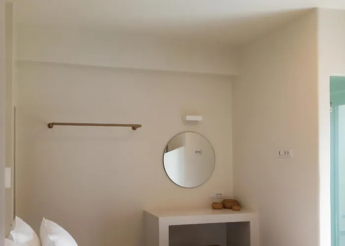 Calma イオス島 チョーラ