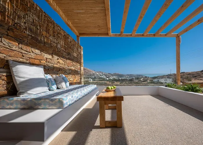 Calma * イオス島 チョーラ