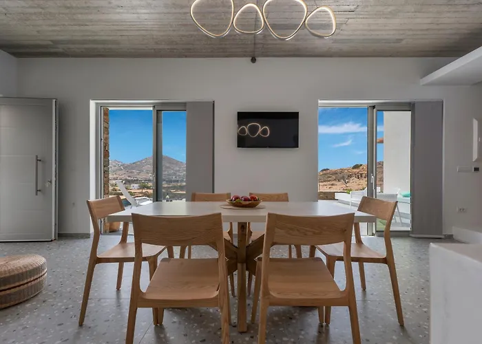 Calma * イオス島 チョーラ