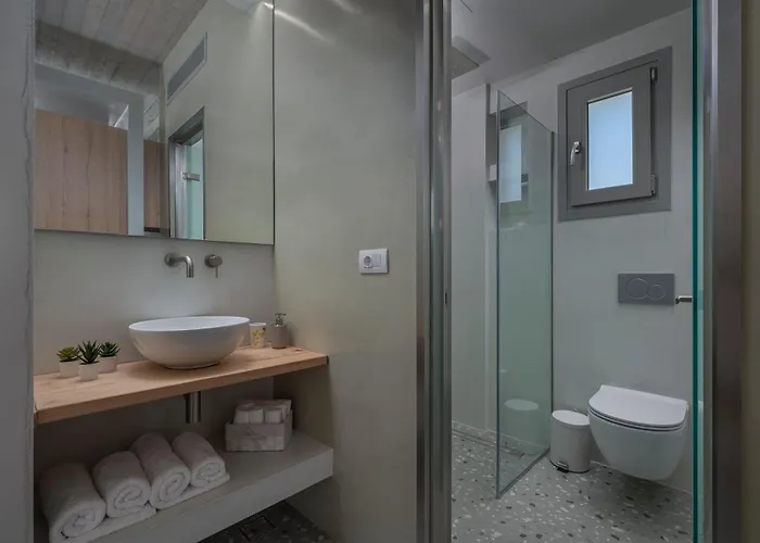 Calma * イオス島 チョーラ